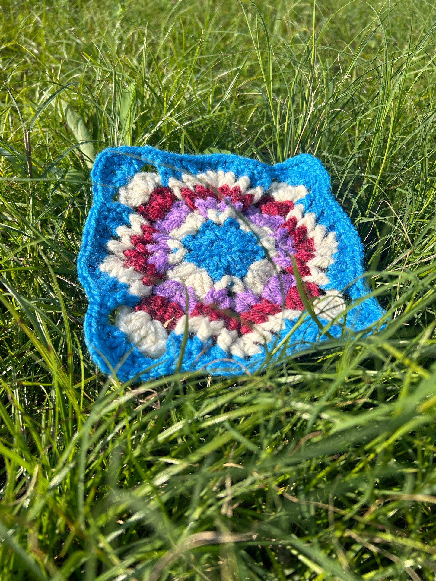 handgemachte Häkelquadrate - Einfaches DIY-Häkeln für kreative Seelen