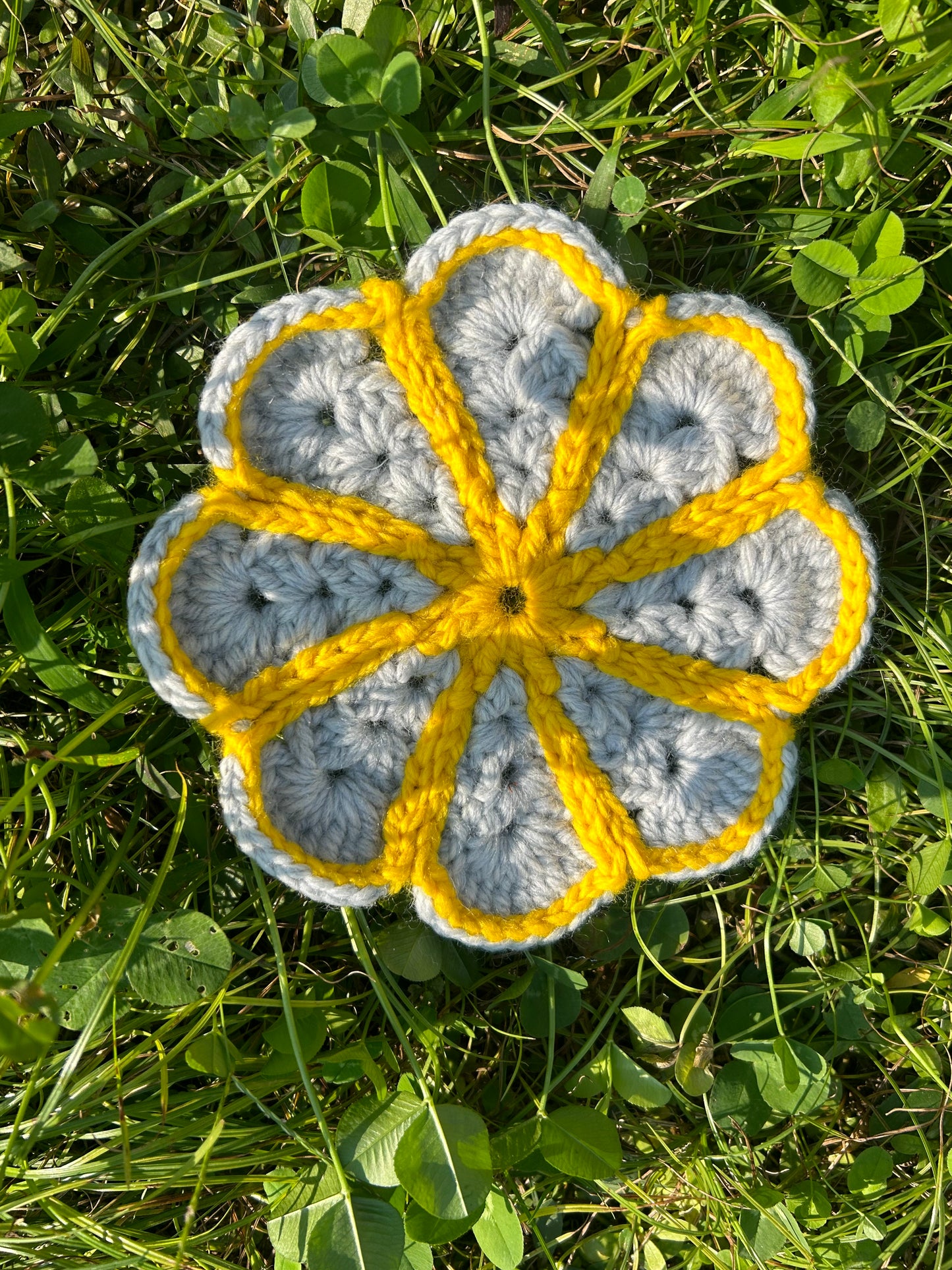 handgefertigte Häkelquadrate – Connect & Design Your Way